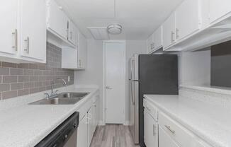 3 beds, 2 baths, 1,389 sqft, $1,725