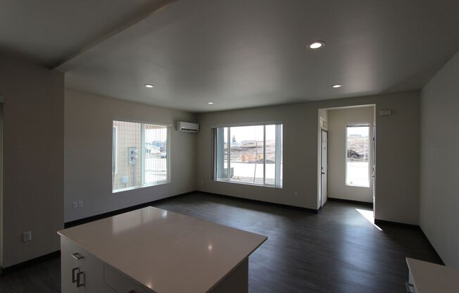 Modern design 3-bed, 2.5 bath duplex available.