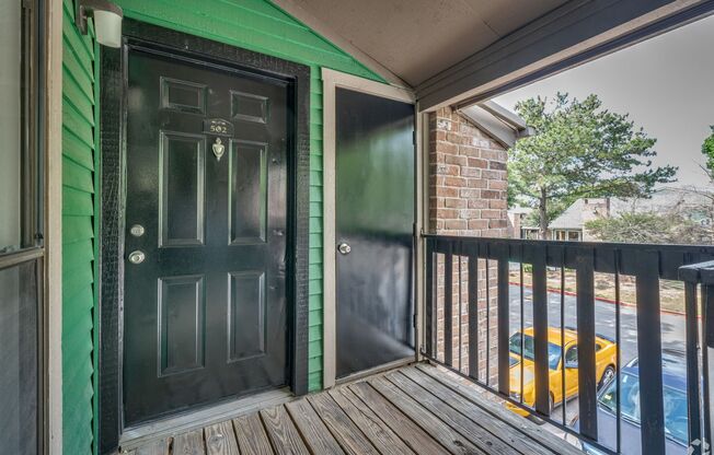 2 beds, 2 baths, 917 sqft, $1,070