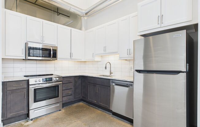 2 beds, 2 baths, 900 sqft, $1,500, Unit 120