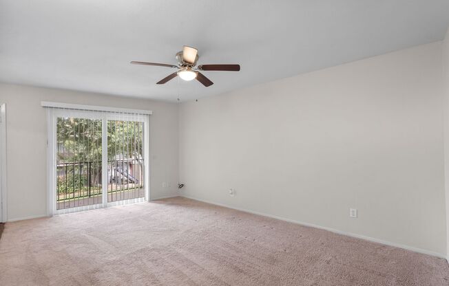 1 bed, 1 bath, 648 sqft, $1,075, Unit #4