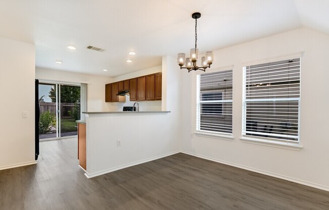 1628 POPPY SEED LN