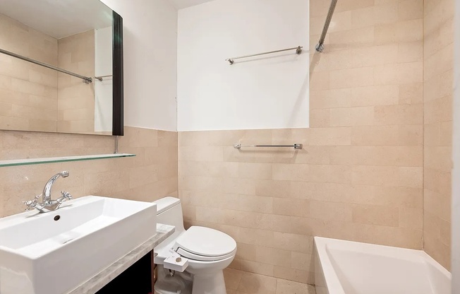 527 W 141 ST