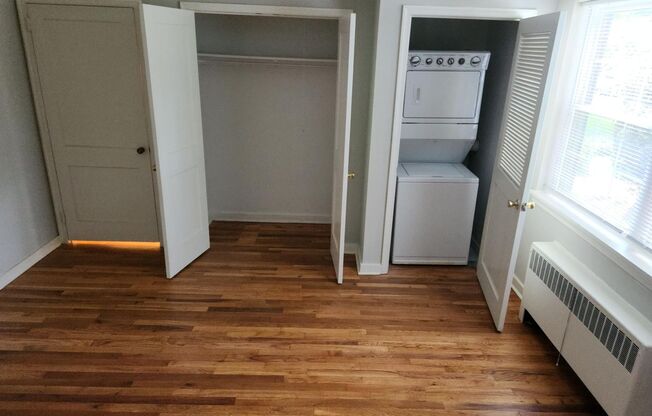 1 bed, 1 bath, 663 sqft, $2,050, Unit H-07