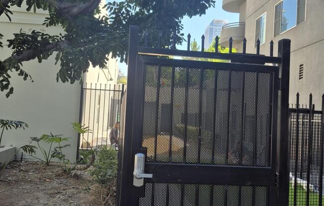 2 beds, 2 baths, 1,264 sqft, $3,100, Unit 207