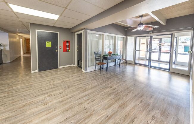 Studio, 1 bath, 350 sqft, $605, Unit 227