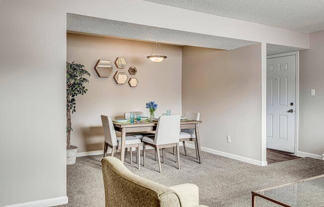 2 beds, 2 baths, 988 sqft, $1,424