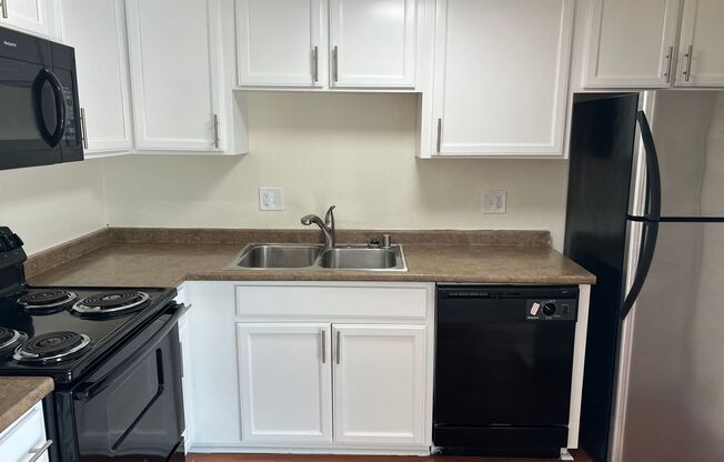 2 beds, 2 baths, 1,150 sqft, $2,695, Unit 15