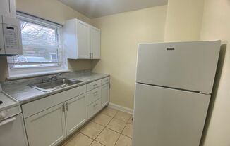 1 bed, 1 bath, $995, Unit 2632A