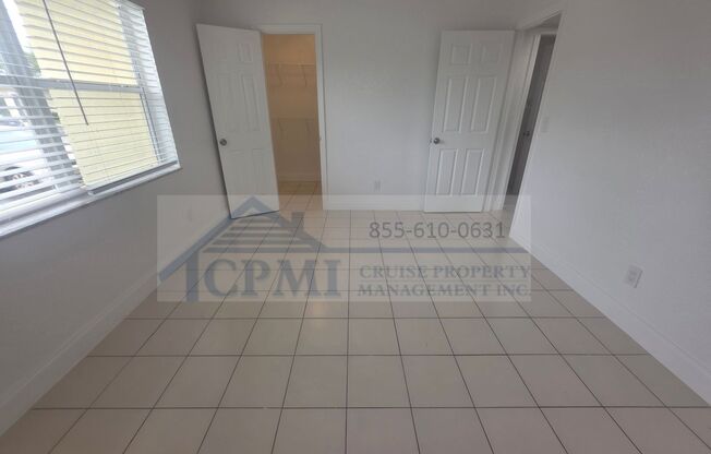 2 beds, 1 bath, 827 sqft, $1,895, Unit 666