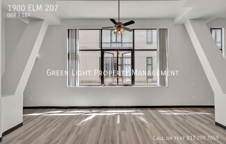 1900 ELM 207