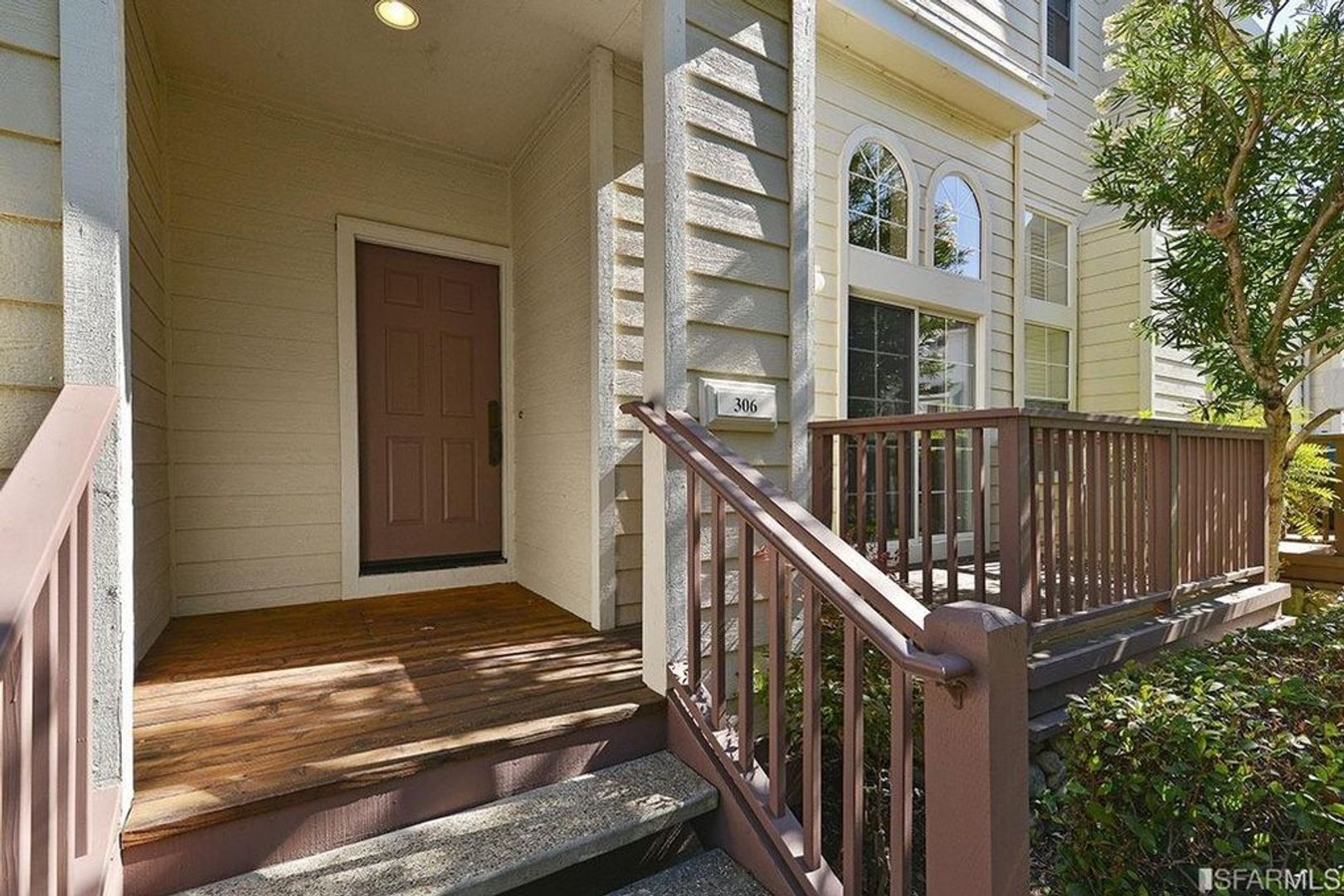 Welcome to this Bright  Townhome located in Redwood Shores