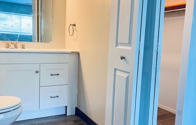 Dina Towers Condominiums