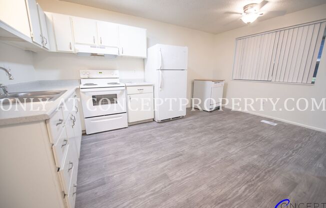 2 beds, 1 bath, 935 sqft, $1,199, Unit 15