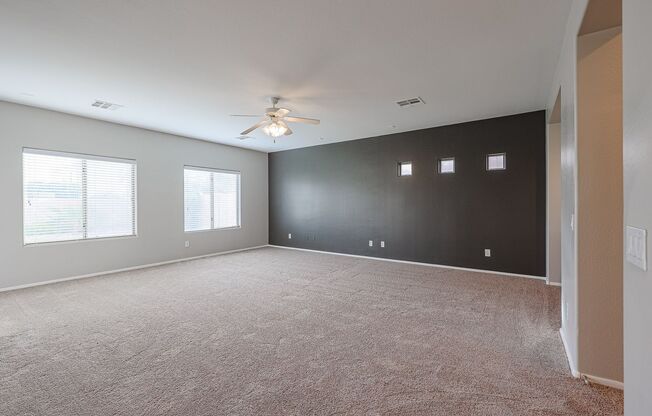 4 bed, 3.5 bath house in Stetson Valley, Phoenix