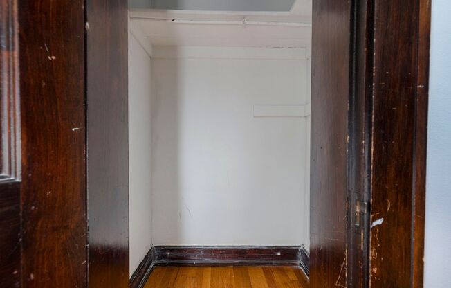 1 bed, 1 bath, 900 sqft, $850, Unit #25