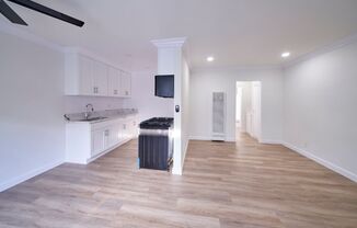 1 bed, 1 bath, 750 sqft, $1,795, Unit 34