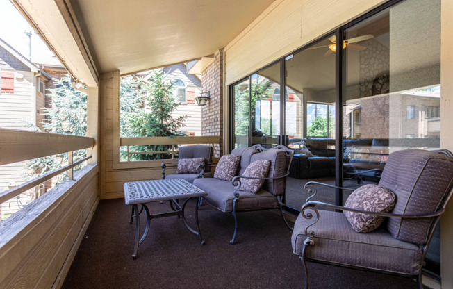 2 beds, 2 baths, 1,000 sqft, $1,499, Unit 988-21