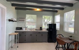 1 bed, 1 bath, $950