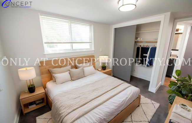 2 beds, 1 bath, $1,599, Unit 17