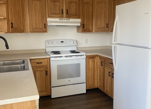 3 beds, 1.5 baths, 1,155 sqft, $3,000, Unit 1