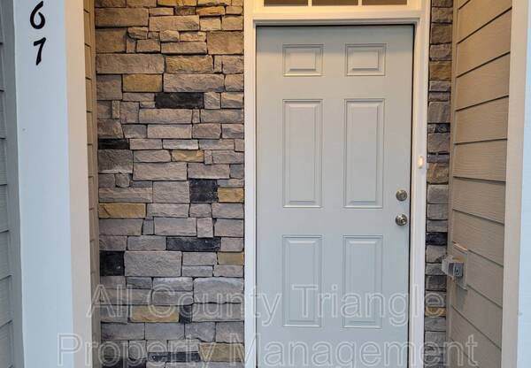 267 OLD GRV LN