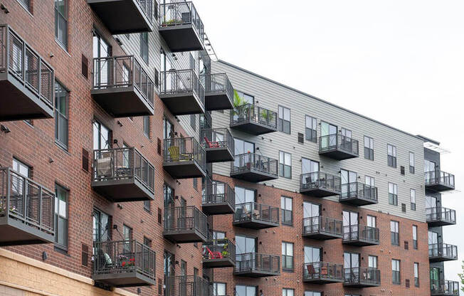 Exterior view of MartinBlu balconies