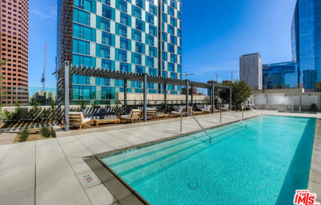 1 bed, 2 baths, 780 sqft, $3,495, Unit 1001
