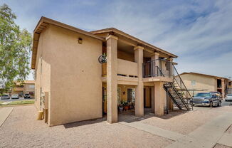 2 beds, 1 bath, 812 sqft, $1,300, Unit 265