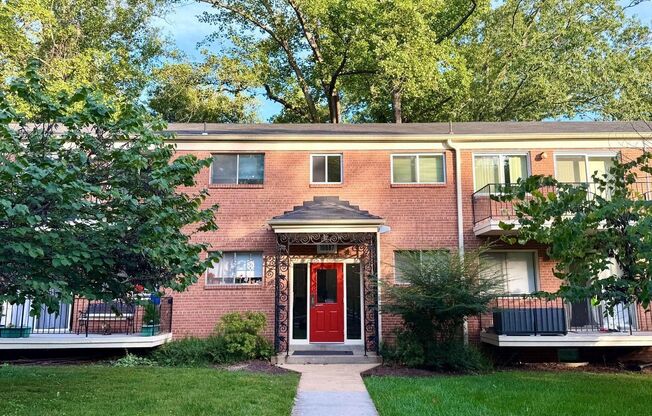 UTILITIES INCLUDED! 1-bed/1-bath condo in the renowned Bethesda Parkside community.