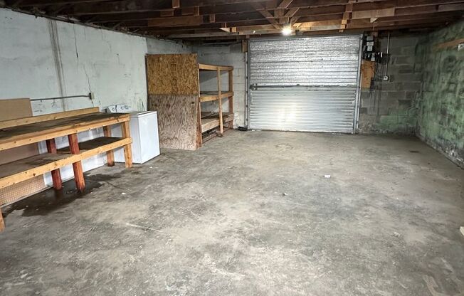 2 beds, 1 bath, $1,000