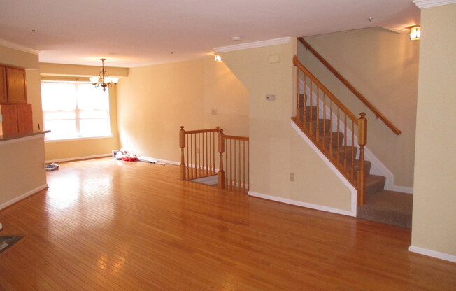 BEAUTIFUL 3 BR/2.5 BA Townhouse in Bowie! Close to Allen Pond Park!