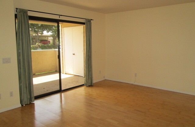 2 Bedroom Condo in Mira Mesa