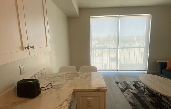 Studio, 1 bath, $2,395, Unit Unit 507 Furnished)