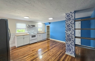717 MAIN ST