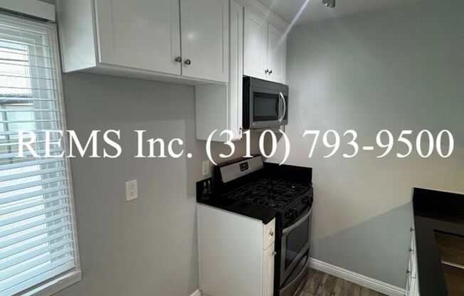 1 bed, 1 bath, 450 sqft, $2,600, Unit 04