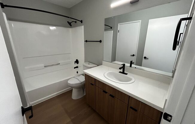 2 beds, 2 baths, 980 sqft, $2,660, Unit F107