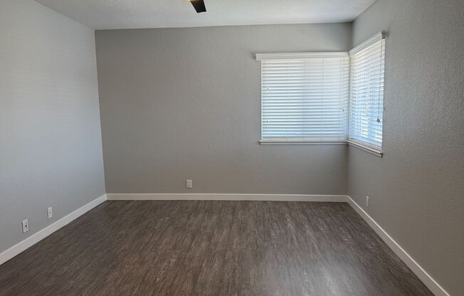 2 beds, 1 bath, 853 sqft, $2,560, Unit 9B