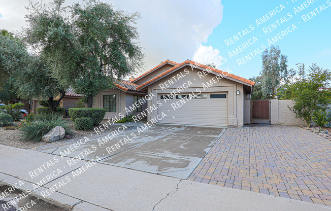 8444 N 85 ST