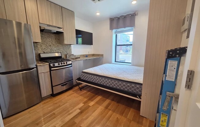 Studio, 1 bath, $1,550, Unit 15