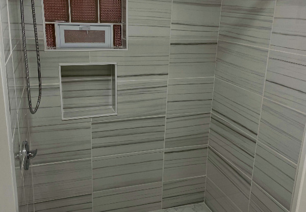 4115 S MAPLEWOOD AVE