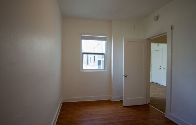 1 bed, 1 bath, $1,045, Unit 310