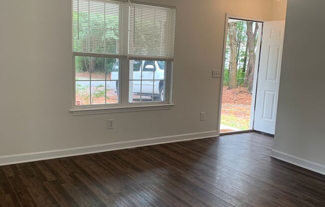 3 Bedroom 2 Bath House on Hillsdale Drive