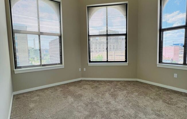3 beds, 2 baths, 1,613 sqft, $3,000, Unit 314