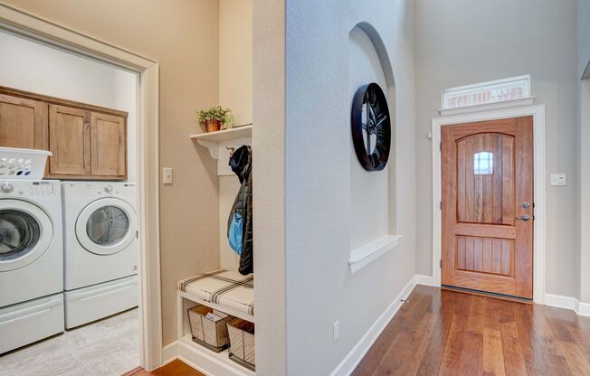 Beautiful 4 Bedroom, 3.5 Bathroom Home with Garage & Private Backyard