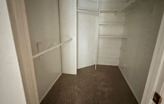 1 bed, 1 bath, 700 sqft, $2,100, Unit 111