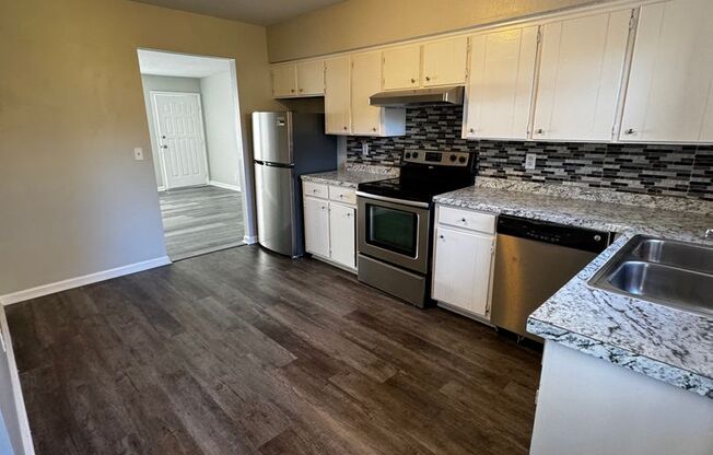 2 beds, 1 bath, $1,500