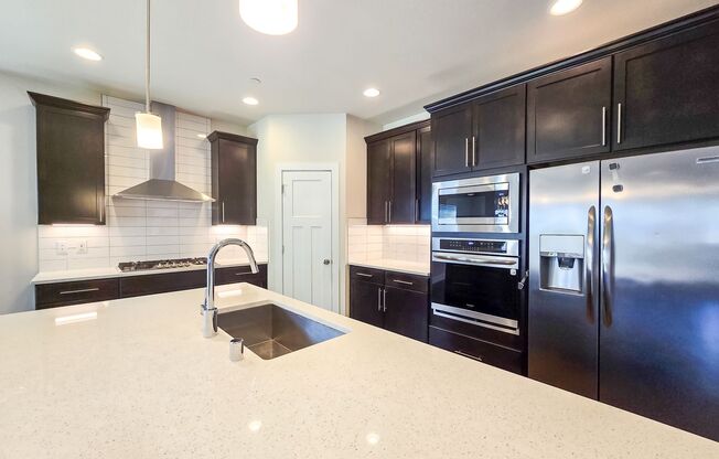 5BD Martha Lake Home