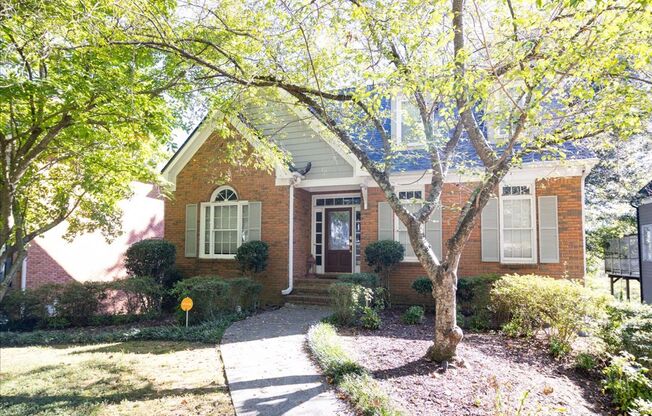 Beautiful 4/3.5 in Highly Sought-After and Convenient Buckhead Location!