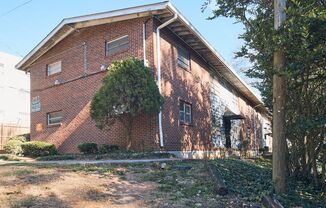 Lenox Hills Apartements